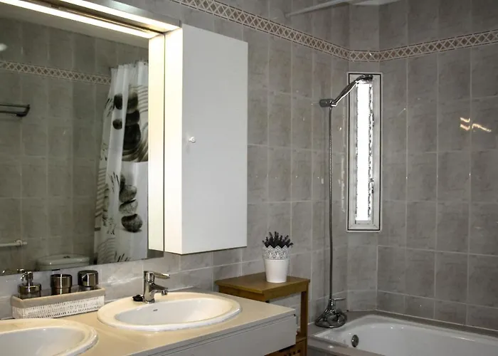 Villa Oliveira By Buenavilla *