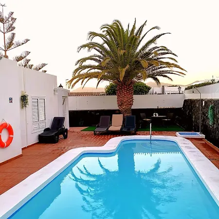 Oliveira By Buenavilla *