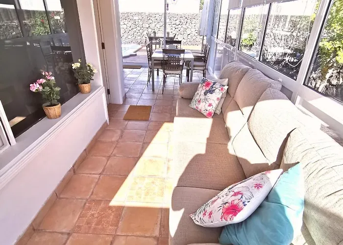 Oliveira By Buenavilla Willa *