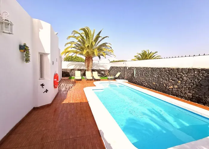 Oliveira By Buenavilla *