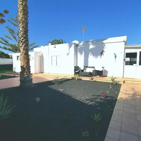 Oliveira By Buenavilla Puerto del Carmen (Lanzarote)